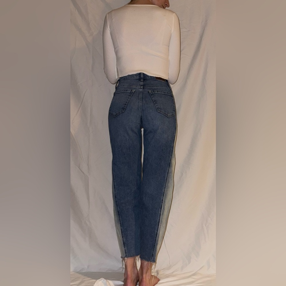 High waisted hollister dual washed jeans